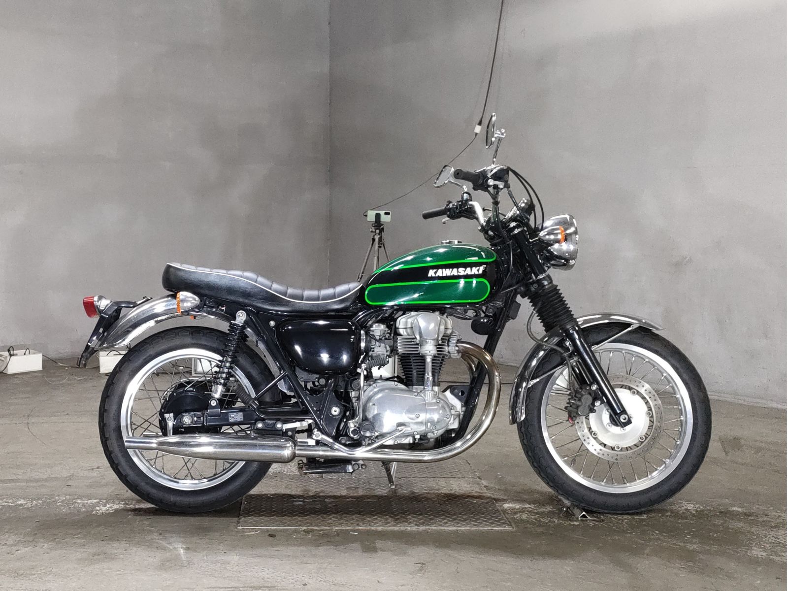 Kawasaki W650 2004