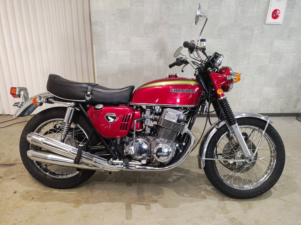 Honda CB750FOUR 1974