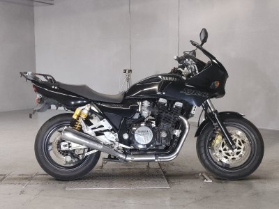 Yamaha XJR1200R 1998