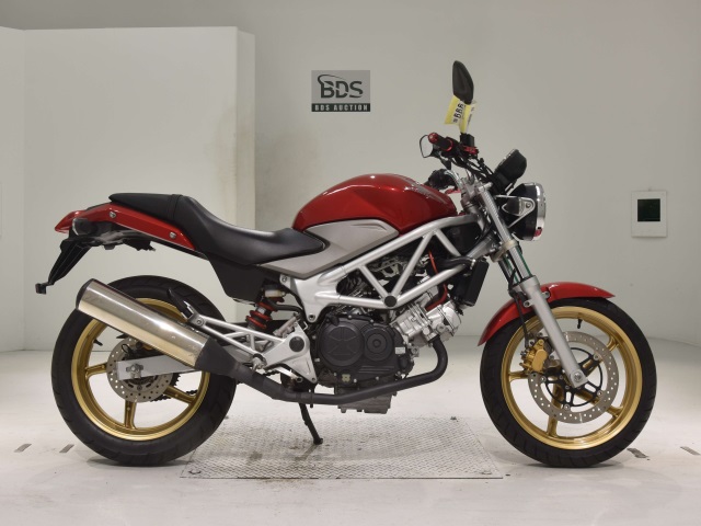 Honda VTR250 2011