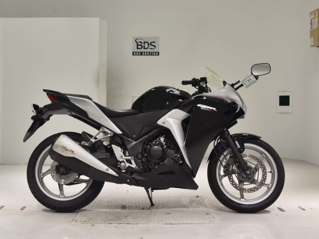 Honda CBR250RA 2011