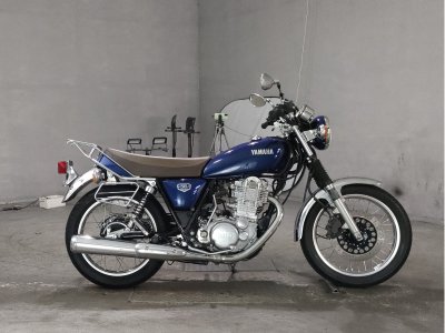 Yamaha SR400 2022