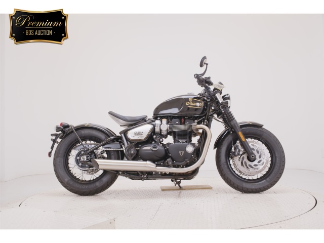 Triumph BONNEVILLE BOBBER 2024