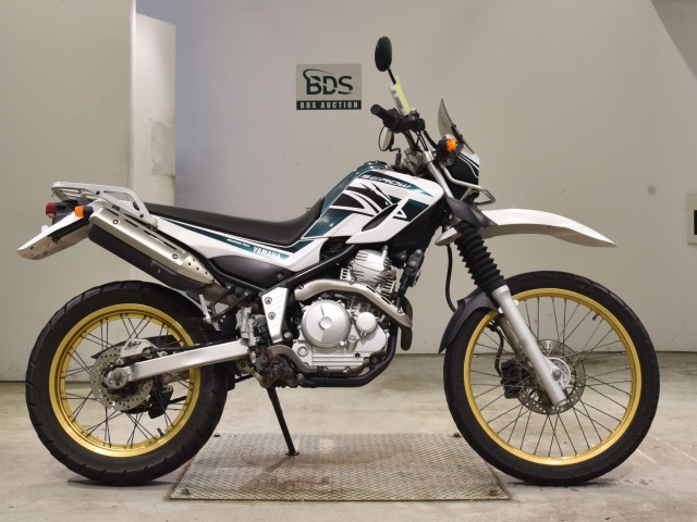 Yamaha SEROW XT250 2017