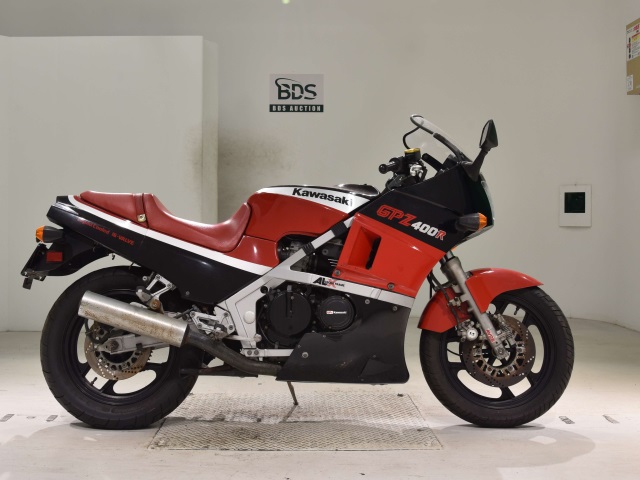 Kawasaki GPZ400R 1985