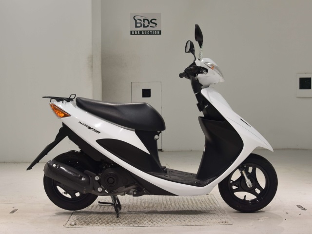 Suzuki ADDRESS V50