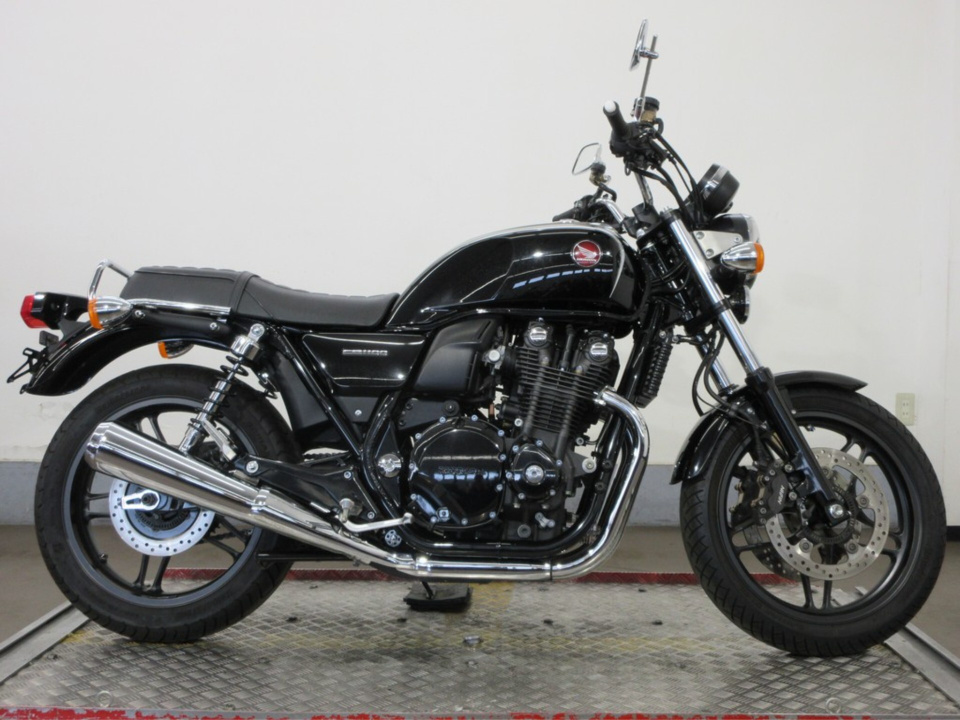 Honda CB1100 2021