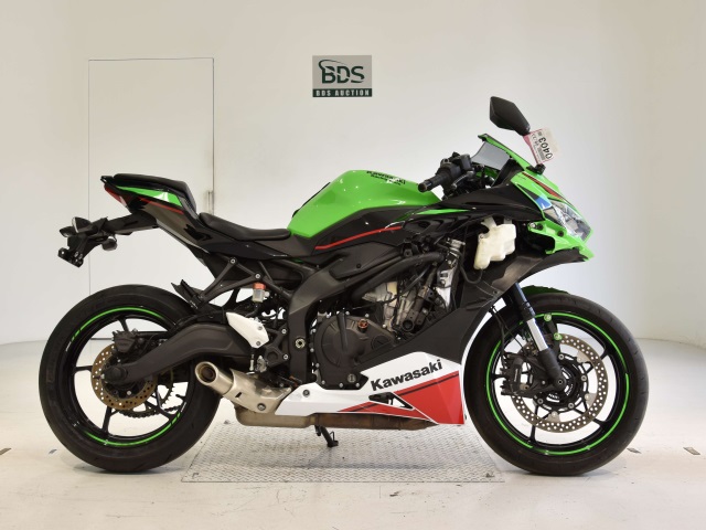 Kawasaki NINJA ZX-25R 2022