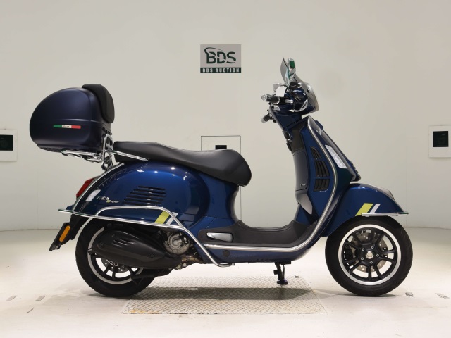 Vespa GTS300 SUPER 2024