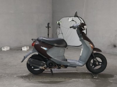 Suzuki LETS4