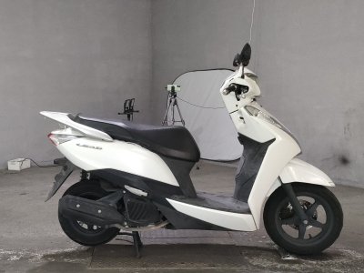 Honda LEAD125 2013