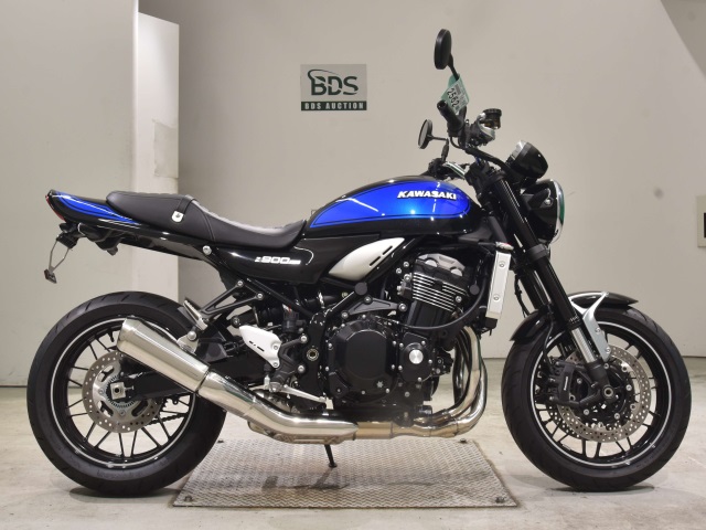 Kawasaki Z900RS 2024
