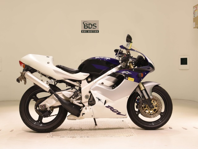 Suzuki RGV250