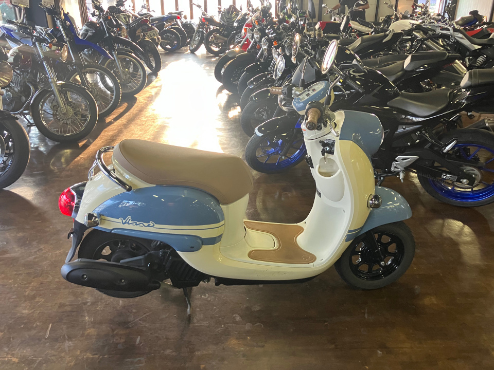 Yamaha VINO50 2023