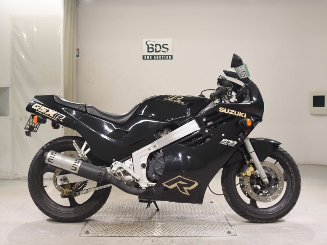 Suzuki GSX-R400 1987