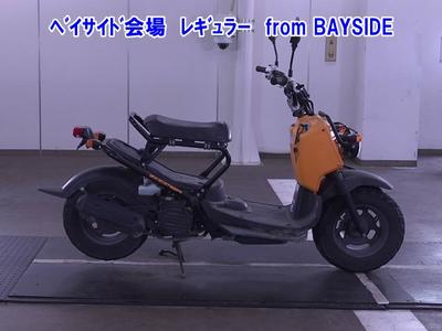 Honda ZOOMER 2012