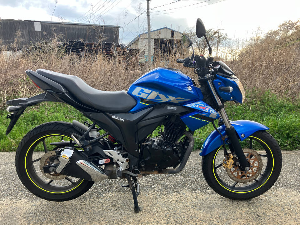 Suzuki GIXXER150