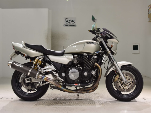 Yamaha XJR1200 1999