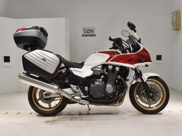 Honda CB1300SF ST 2010