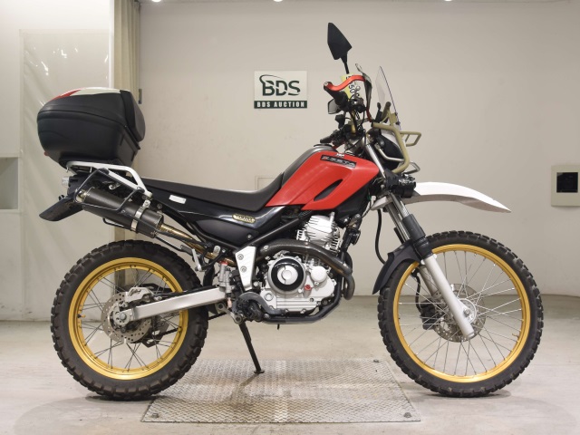 Yamaha SEROW XT250 2012