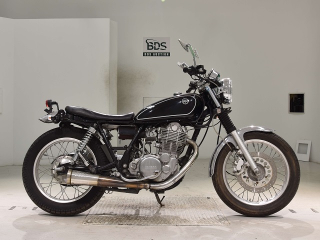 Yamaha SR400 2002