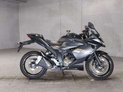 Suzuki GIXXER250SF