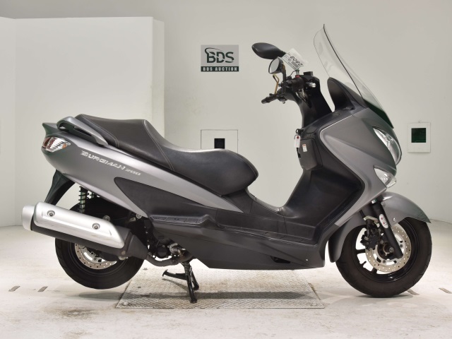 Suzuki BURGMAN200