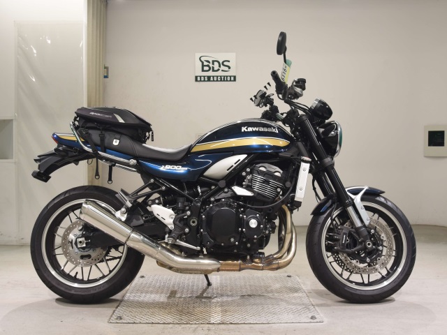 Kawasaki Z900RS 2023