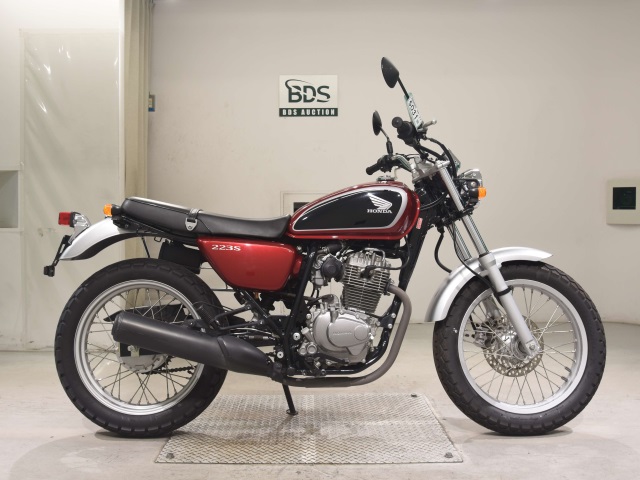 Honda CB223S 2008