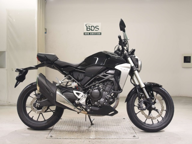 Honda CB250R 2018