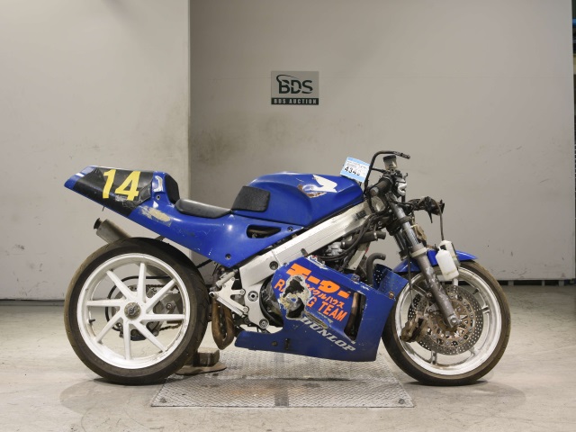 Honda VFR400R 1989