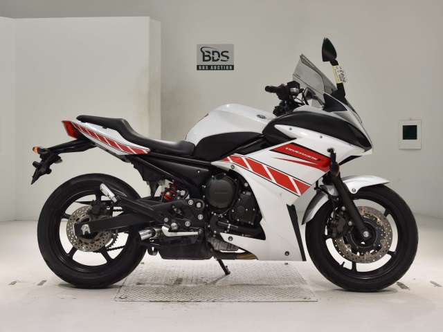 Yamaha XJ6 DIVERSION F 2018