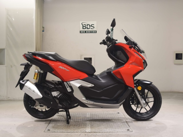 Honda ADV 160 2025
