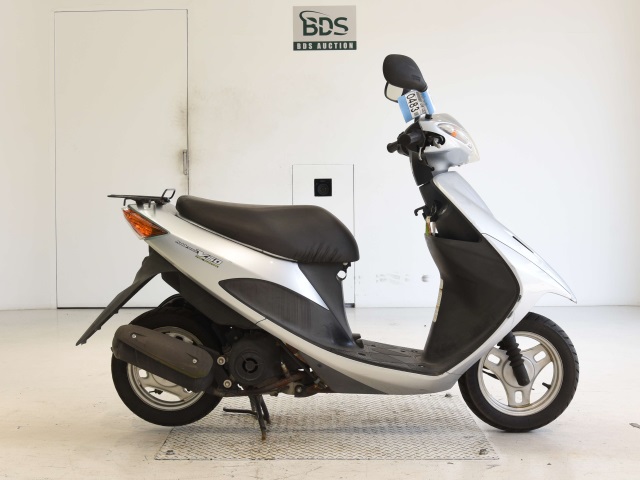 Suzuki ADDRESS V50