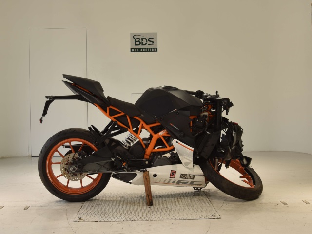 KTM RC 390 2016
