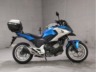 Honda NC750X 2016