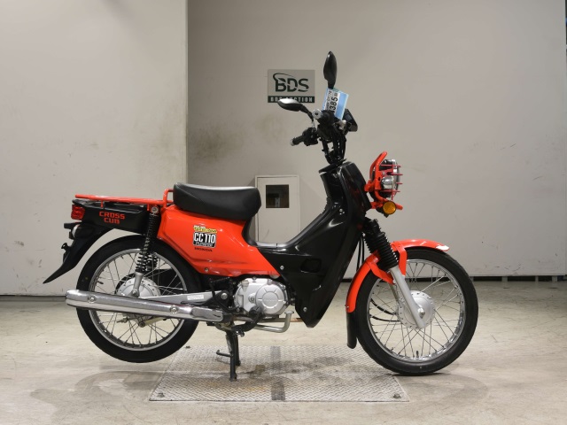 Honda CC110 CROSSCUB 2016