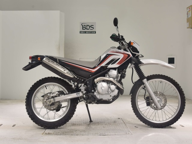 Yamaha SEROW XT250 2010