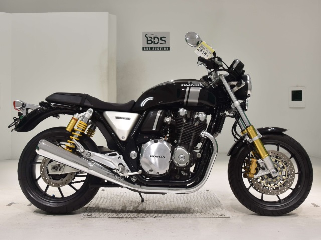 Honda CB1100RS 2017