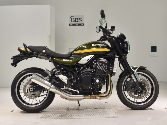 Kawasaki Z900RS 2021