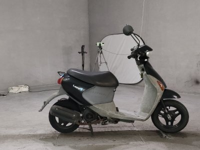 Suzuki LETS4