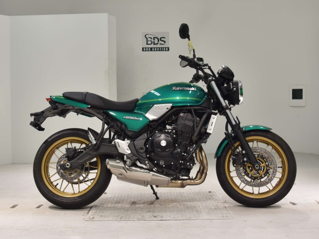 Kawasaki Z650RS 2024