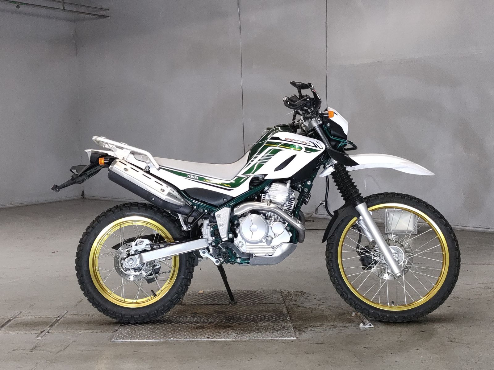 Yamaha SEROW XT250 2020