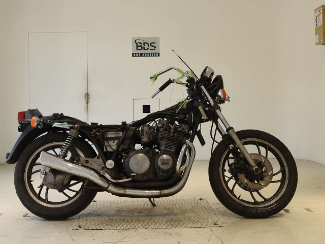Yamaha XJ750E 1981