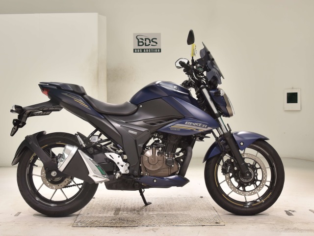 Suzuki GIXXER250