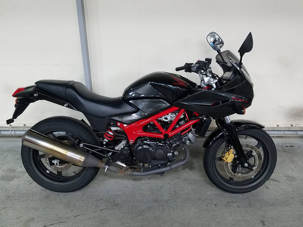 Honda VTR250F 2013