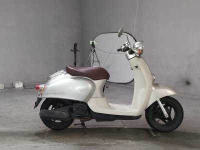 Honda GIORNO CREA