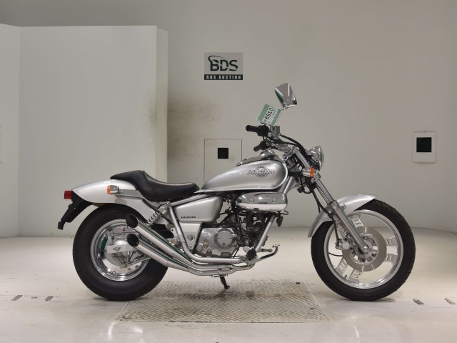 Honda MAGNA50 2001