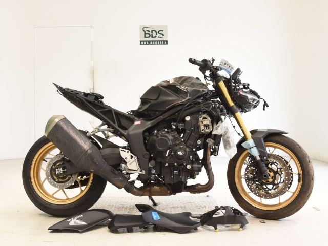 Honda CB1000 HORNET 2025