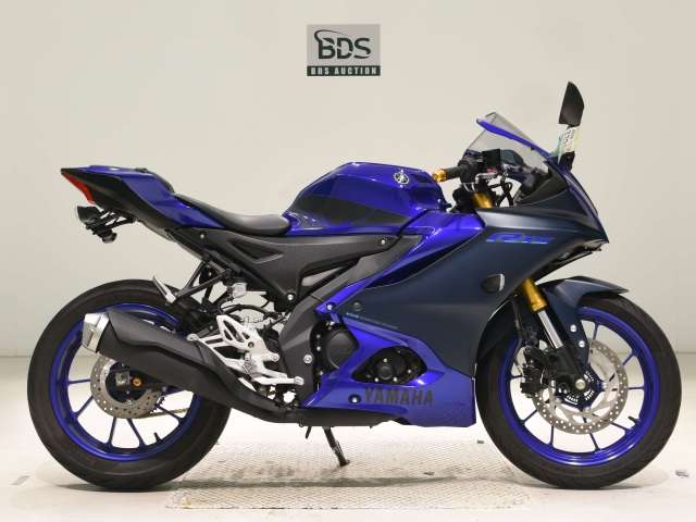 Yamaha YZF-R15 2023